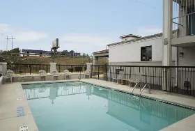 Photograph of Days Inn by Wyndham Augusta/Fort Eisenhower, Augusta