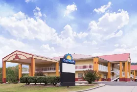 Photograph of Days Inn, Trenton