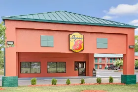 Photograph of Super 8, Gainesville