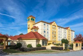 Photograph of La Quinta Inn & Suites, LaGrange