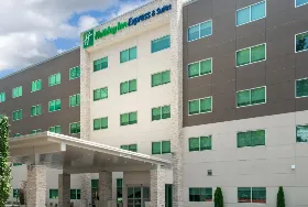 Photograph of Holiday Inn Express, Hapeville