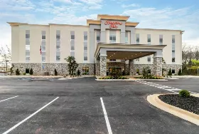 Photograph of Hampton Inn, Locust Grove
