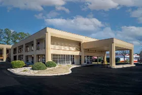 Photograph of Days Inn, Stone Mountain