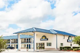 Photograph of Days Inn, Valdosta