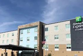 Photograph of Holiday Inn Express, Macon