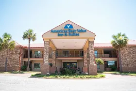 Photograph of Americas Best Value Inn, Griffin