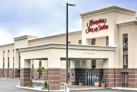 Photograph of Hampton Inn, Macon