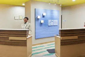 Photograph of Holiday Inn Express, Warner Robins