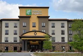 Photograph of Holiday Inn Express, Perry