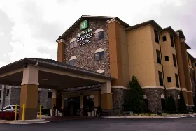 Photograph of Holiday Inn Express, Lithonia