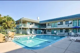 Photograph of Motel 6, Valdosta