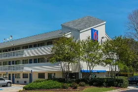 Photograph of Motel 6 ( Lawrenceville Highway ), Tucker