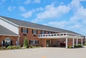 Photograph of Super 8, New Hampton