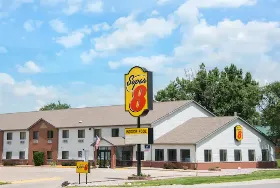 Photograph of Super 8, Fairfield