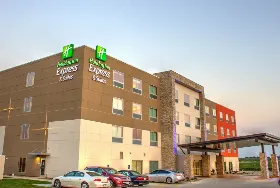 Photograph of Holiday Inn Express, Spencer