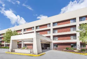Photograph of Days Inn by Wyndham Davenport, Davenport