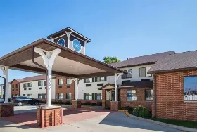 Photograph of Motel 6, Waterloo
