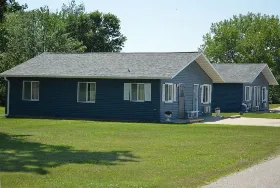 Photograph of Americas Best Value Inn, Emmetsburg