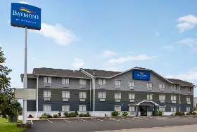 Photograph of Baymont by Wyndham, Cedar Rapids