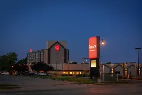 Photograph of Ramada By Wyndham, Cedar Rapids