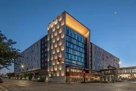 Photograph of Hilton Des Moines Downtown, Des Moines