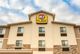Photograph of My Place Hotel, Council Bluffs