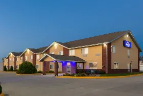 Photograph of Baymont by Wyndham, Fort Dodge