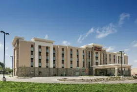 Photograph of Hampton Inn, Mason City