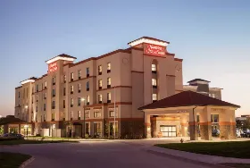 Photograph of Hampton Inn, West Des Moines