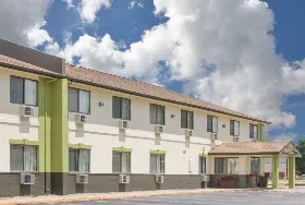 Photograph of Baymont by Wyndham, Ames