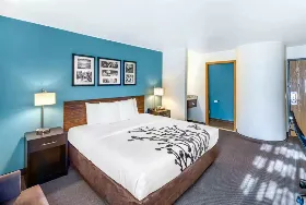 Photograph of Sleep Inn near Washington State Line, Post Falls