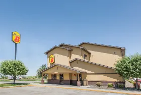 Photograph of Super 8, Nampa
