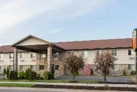 Photograph of Super 8, Rexburg