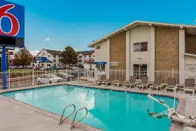 Photograph of Motel 6, Boise