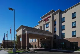 Photograph of Hampton Inn, Beloit