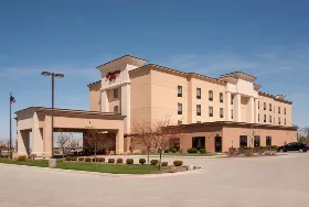 Photograph of Hampton Inn, Macomb