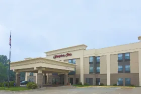 Photograph of Hampton Inn, Forsyth