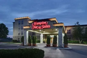 Photograph of Hampton Inn, Aurora