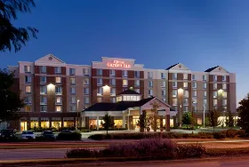 Photograph of Hilton Garden Inn, Schaumburg