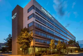 Photograph of DoubleTree by Hilton, Schaumburg