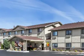 Photograph of Super 8, Ottawa