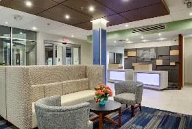 Photograph of Holiday Inn Express, Galesburg