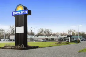 Photograph of Days Inn, Rock Falls