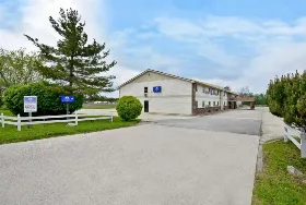 Photograph of Americas Best Value Inn, Decatur
