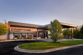 Photograph of Courtyard, Highland Park