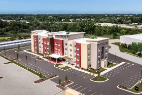 Photograph of TownePlace Suites, Waukegan