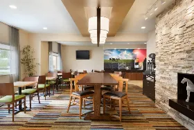Photograph of Fairfield Inn, Bourbonnais
