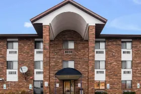 Photograph of Motel 6, Naperville