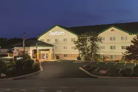 Photograph of Radisson Hotel, Rockford