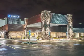 Photograph of Wyndham Chicago O'Hare, Des Plaines